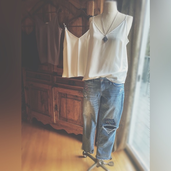 Tank Top Silky - Picture 7 of 9